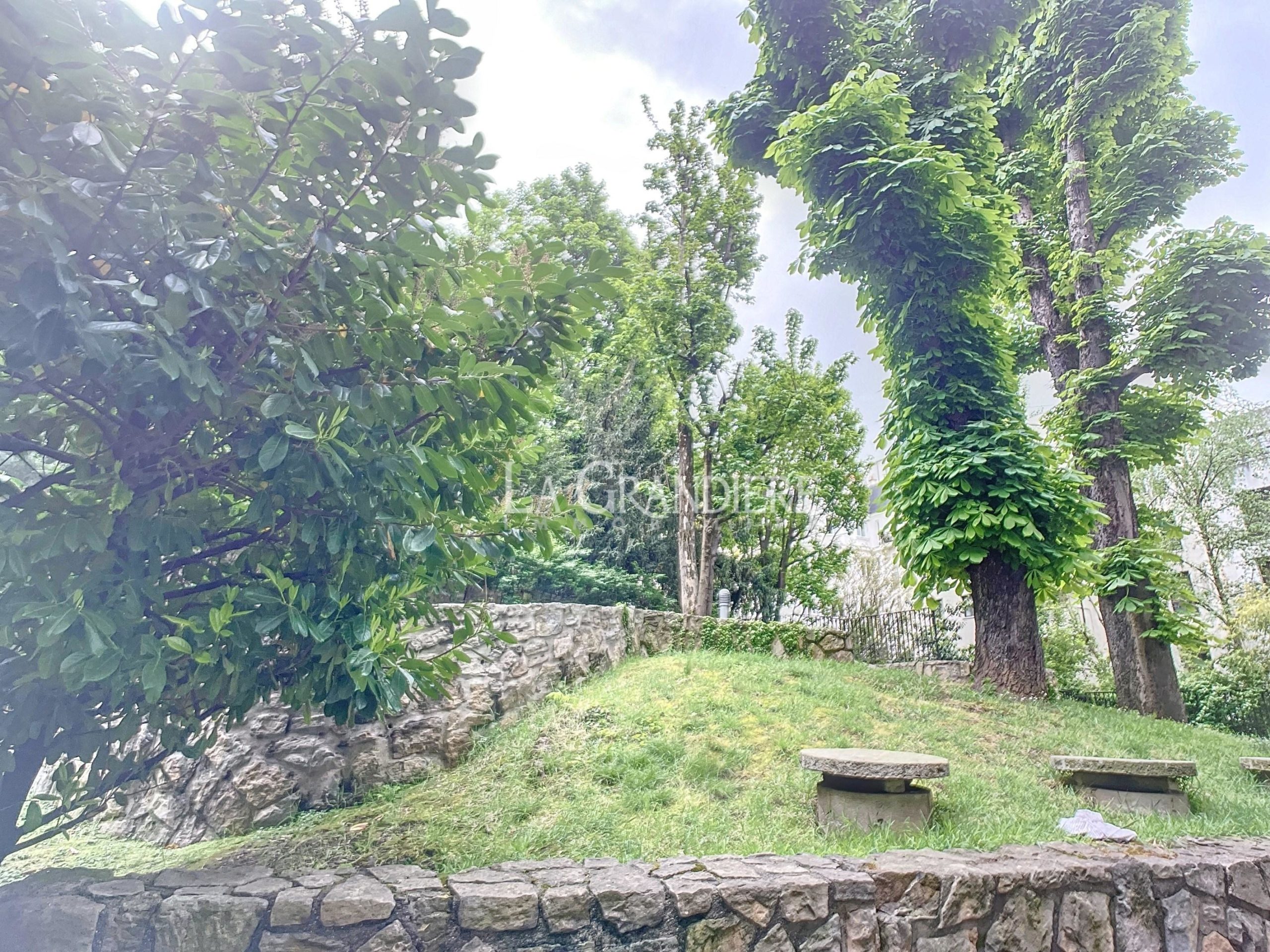Property Featured Image
