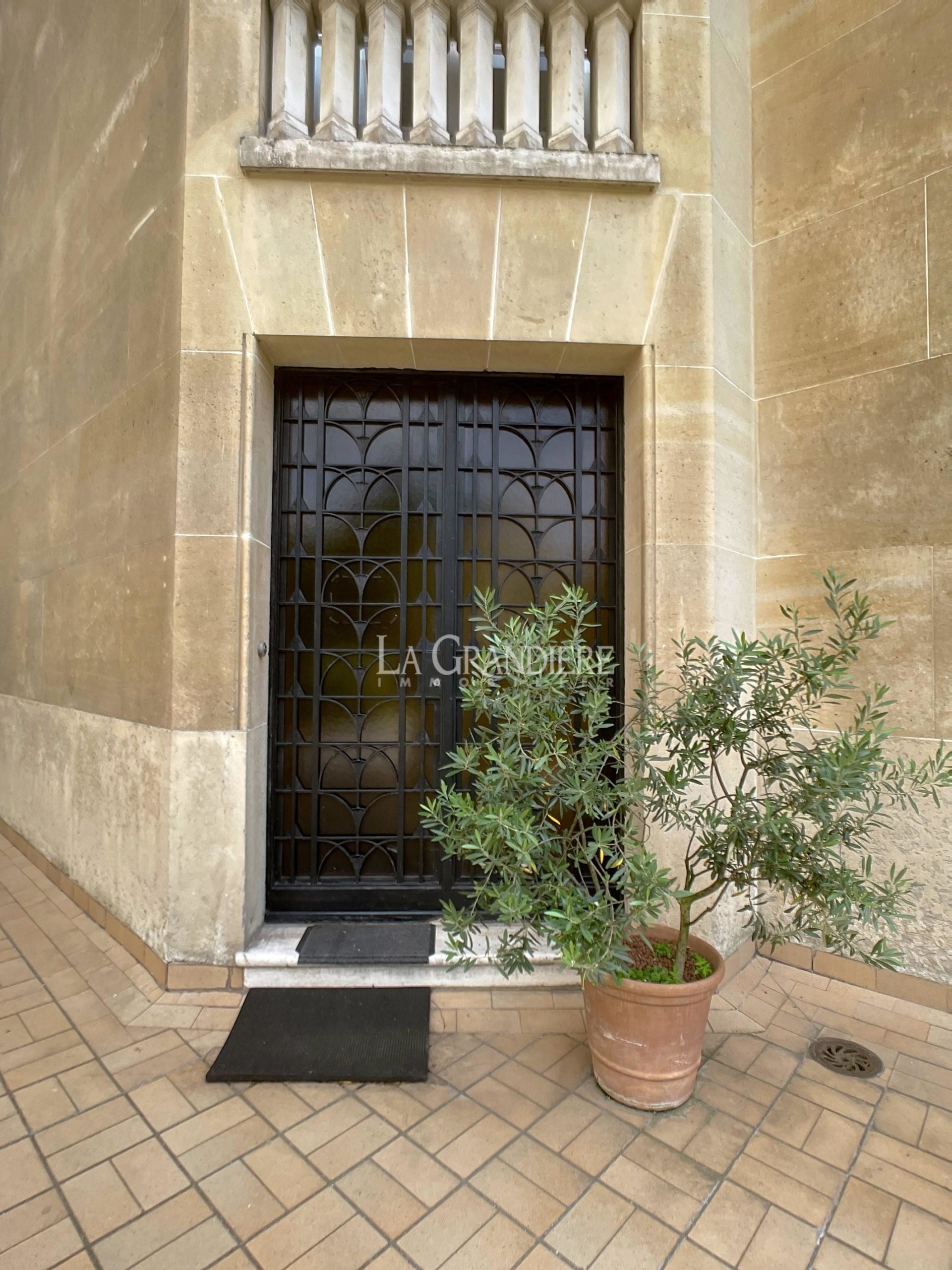 Property Featured Image