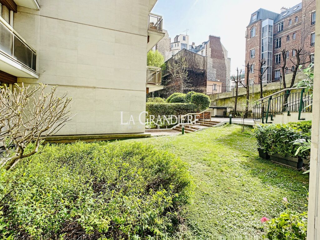 Property Featured Image