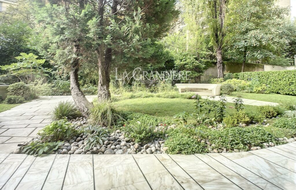 Property Featured Image