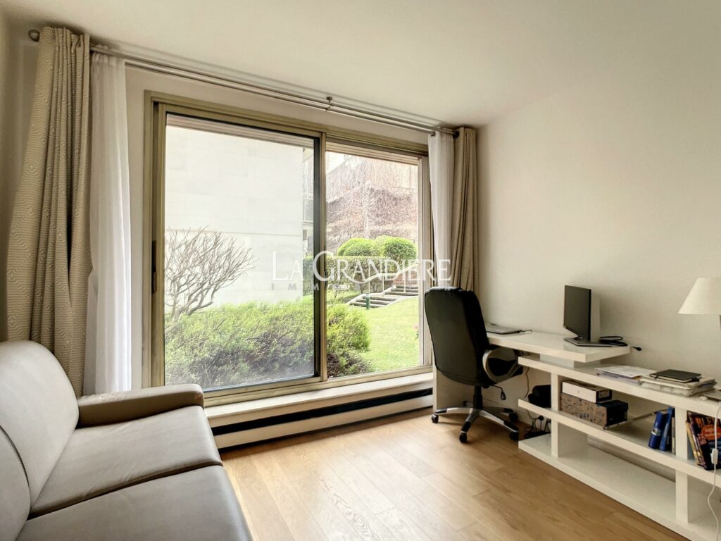 Property Featured Image