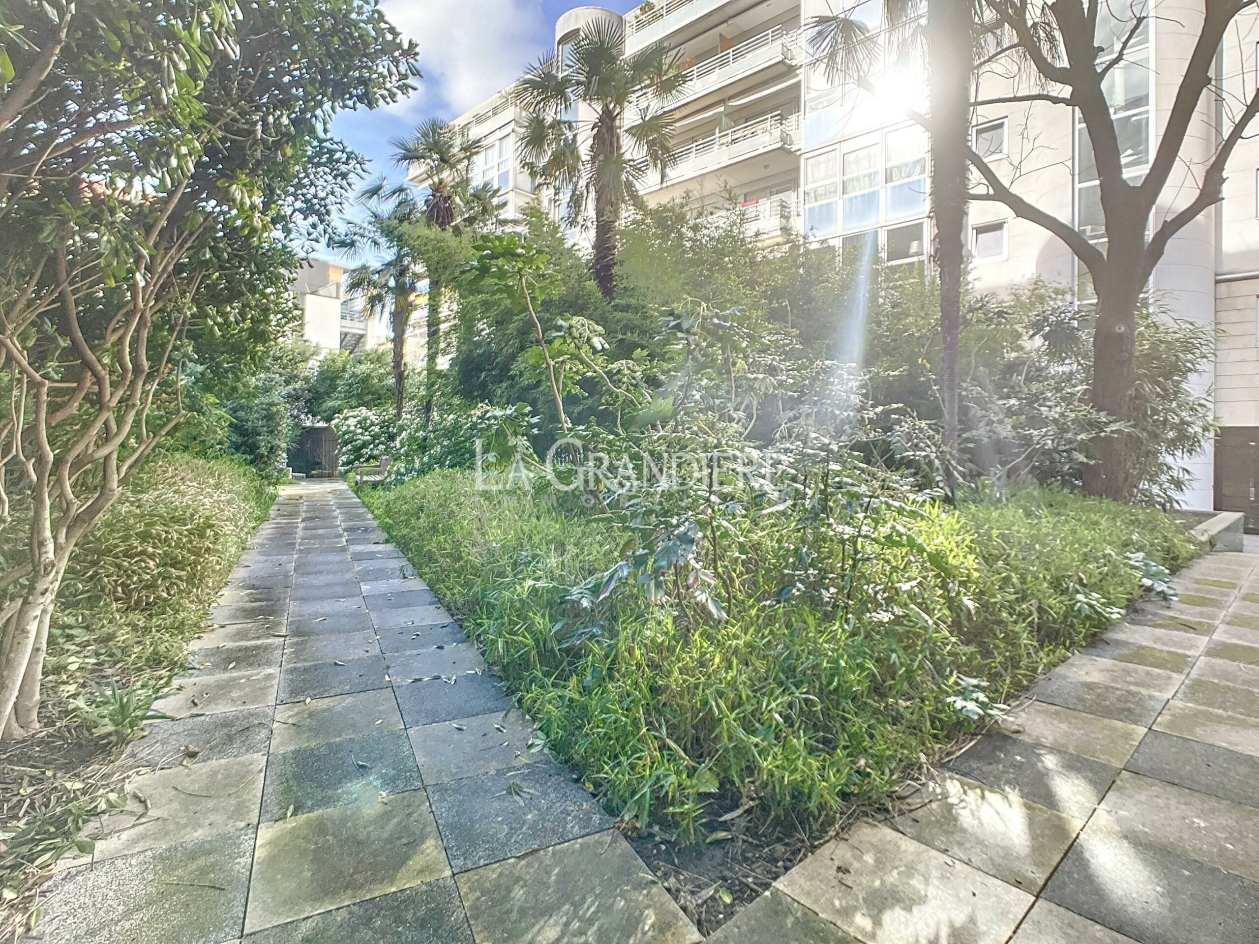 Property Featured Image
