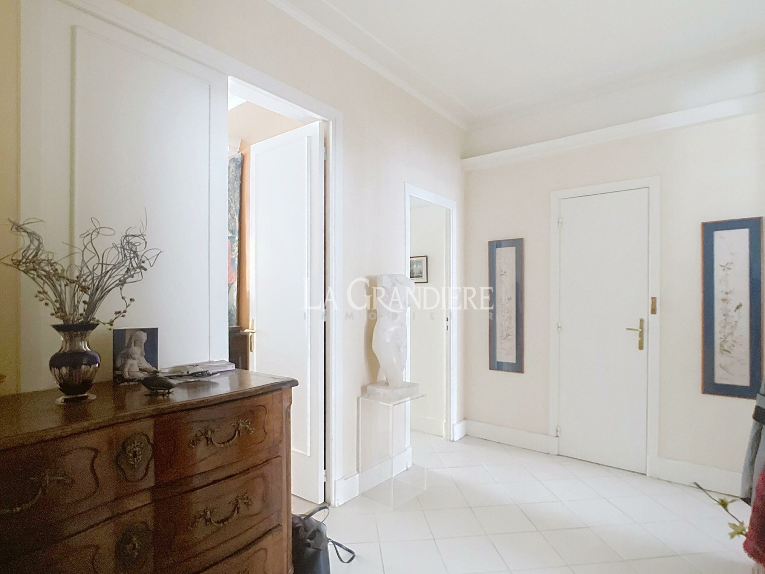 Property Featured Image