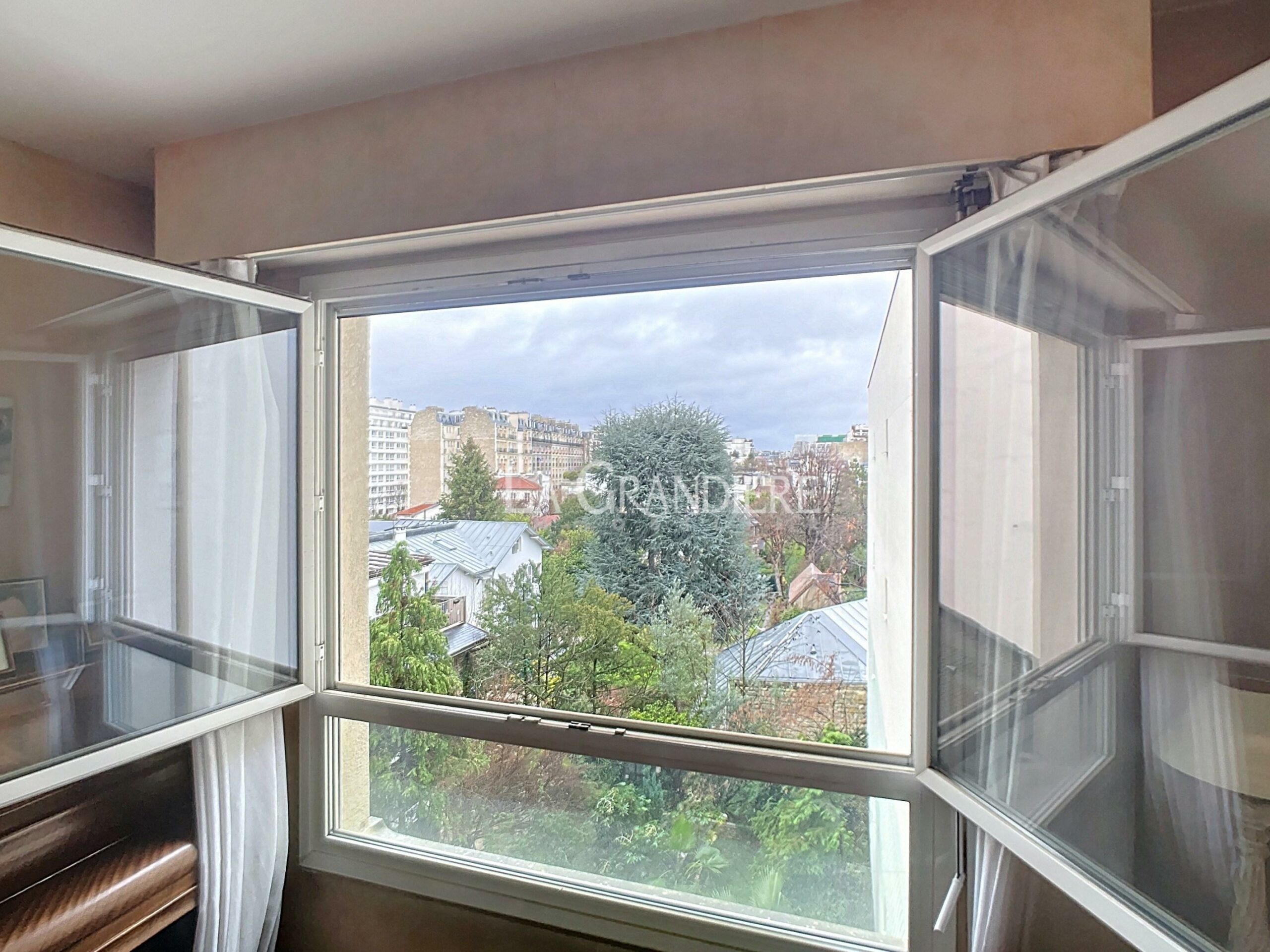 Property Featured Image