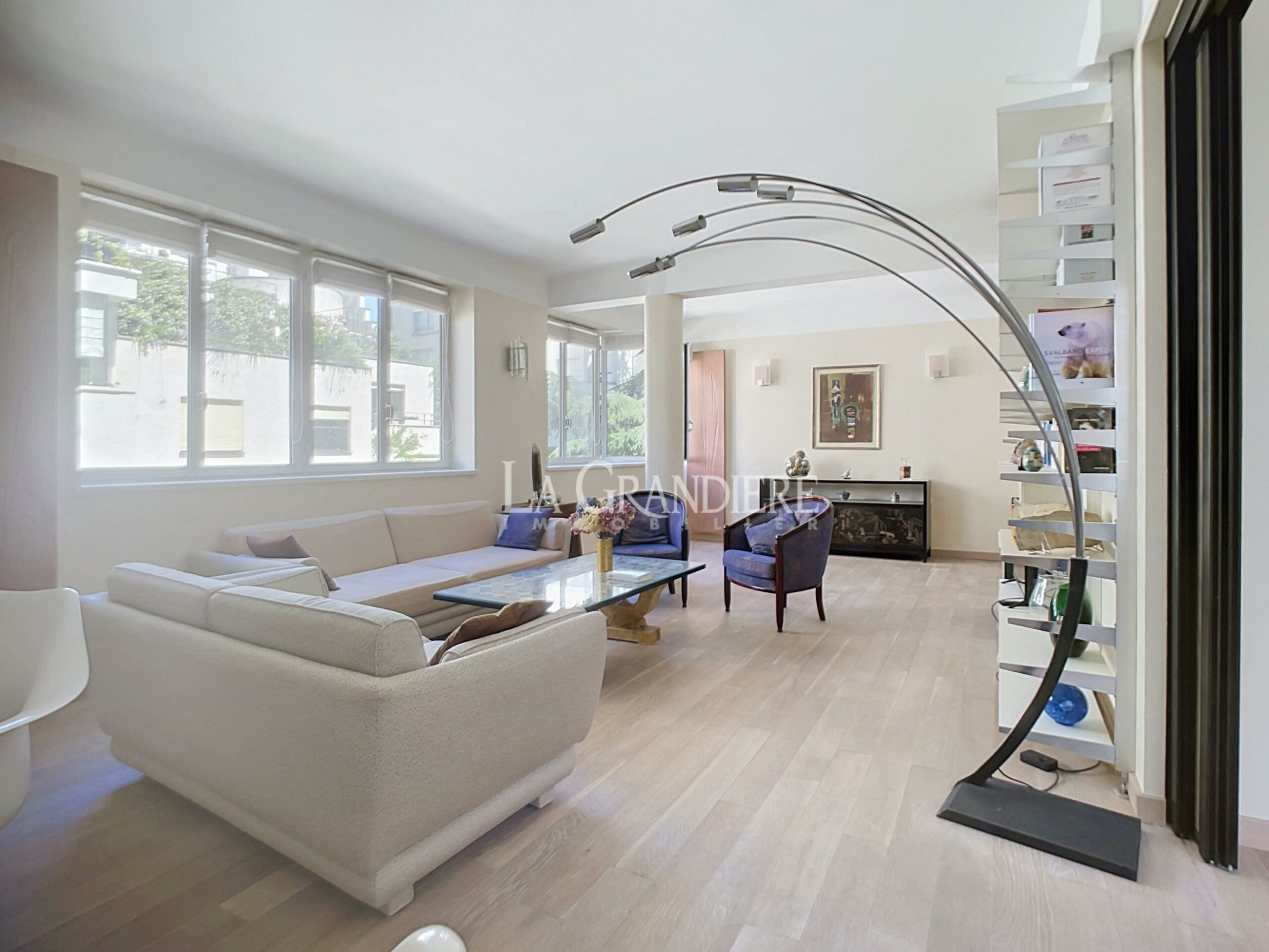 Property Featured Image